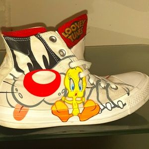 Journey store loony toon shoes
